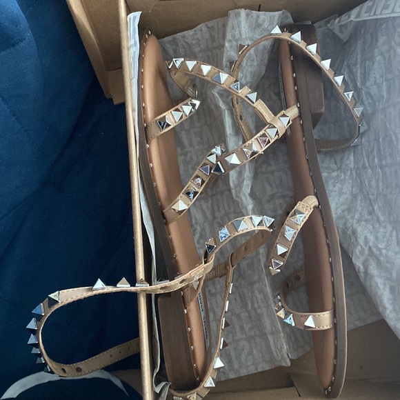 Steve Madden Travel Sandal - Picture 6 of 7